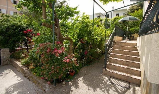 Apartments & Rooms M Petrovac Exterior photo
